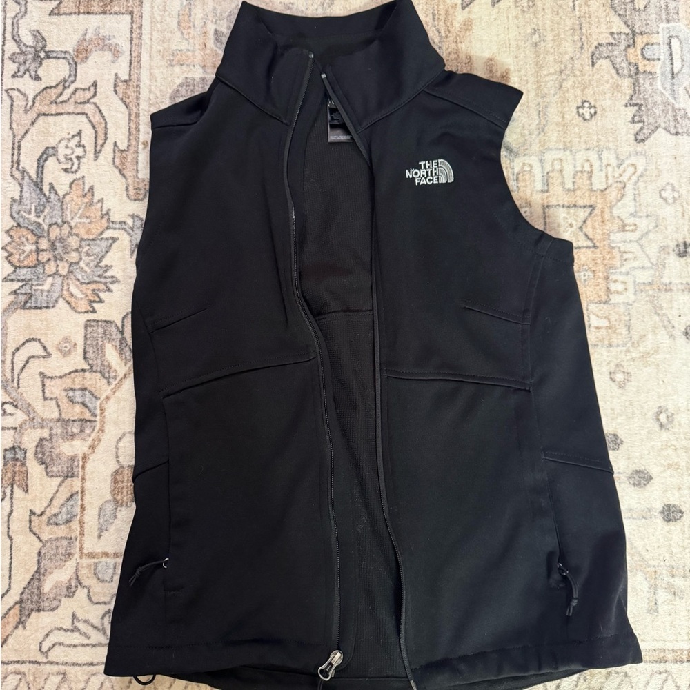 The North Face Women's Black Softshell Vest